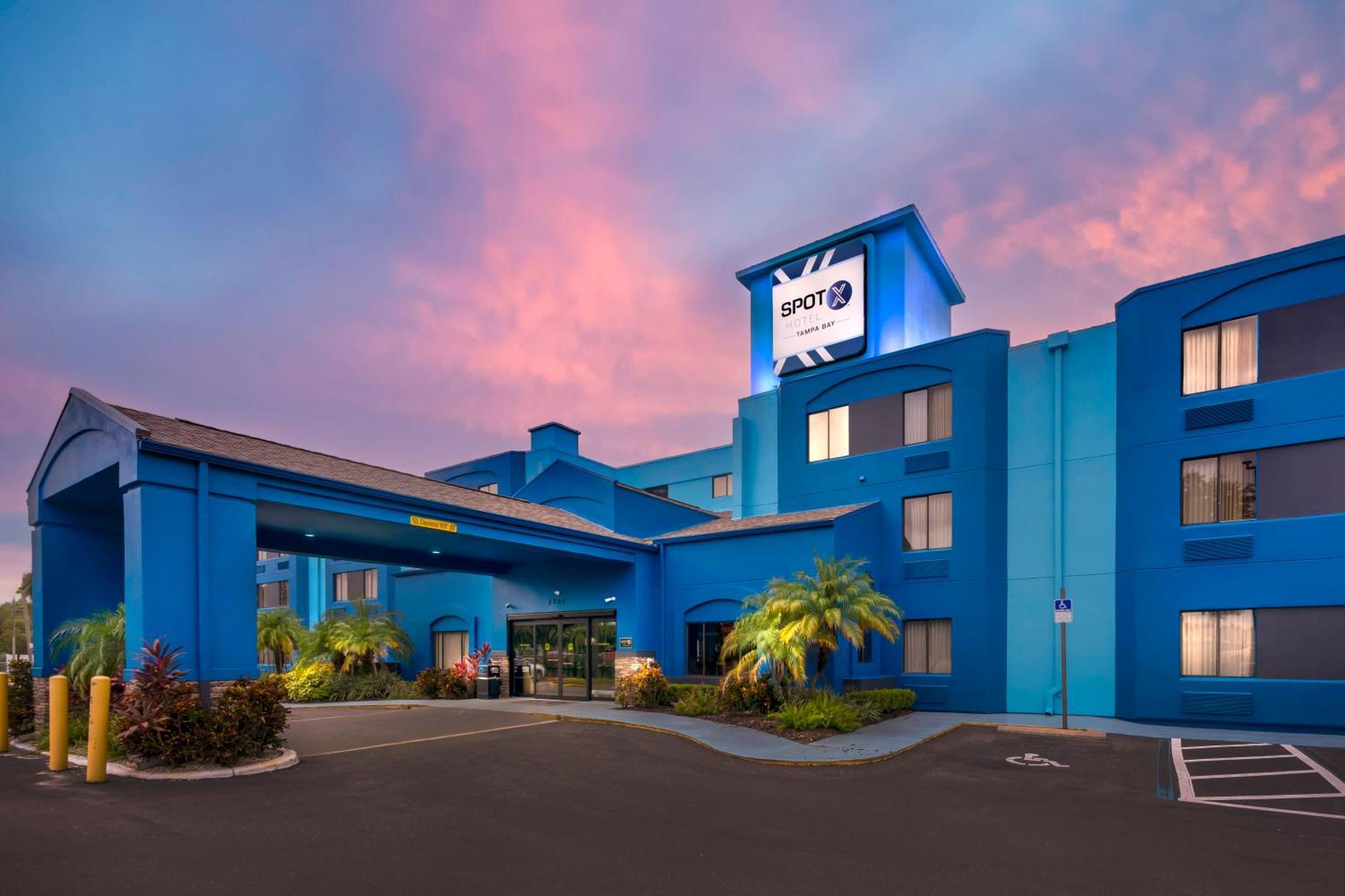 Spot X Hotel Tampa - Wesley Chapel By The Red Collection Zewnętrze zdjęcie